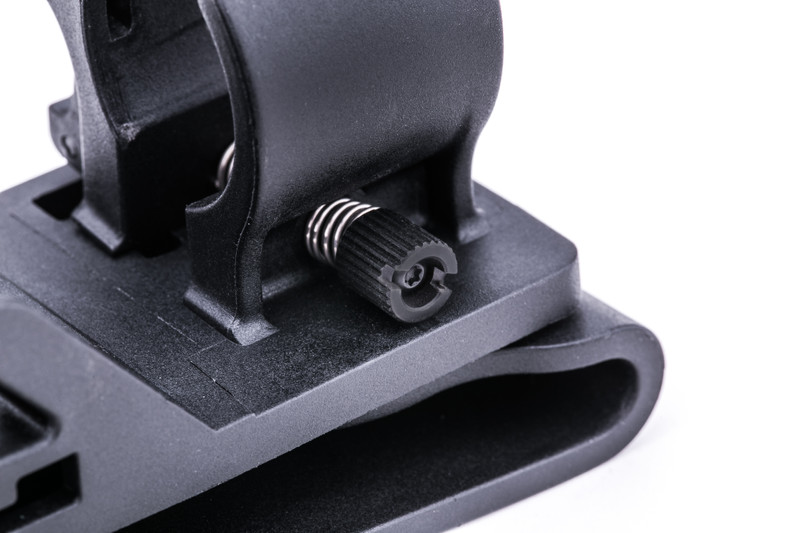 V70-Holster-fuer-Einsatzstock-360-Grad-drehbar-V70-V70-1553_5