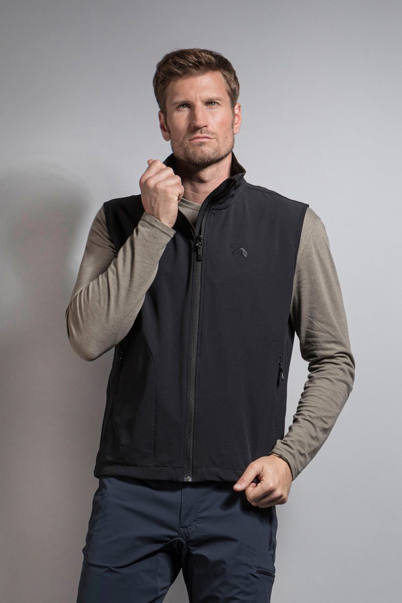 8016040a-800x1200 Tatonka Softshell Cay Mens Weste