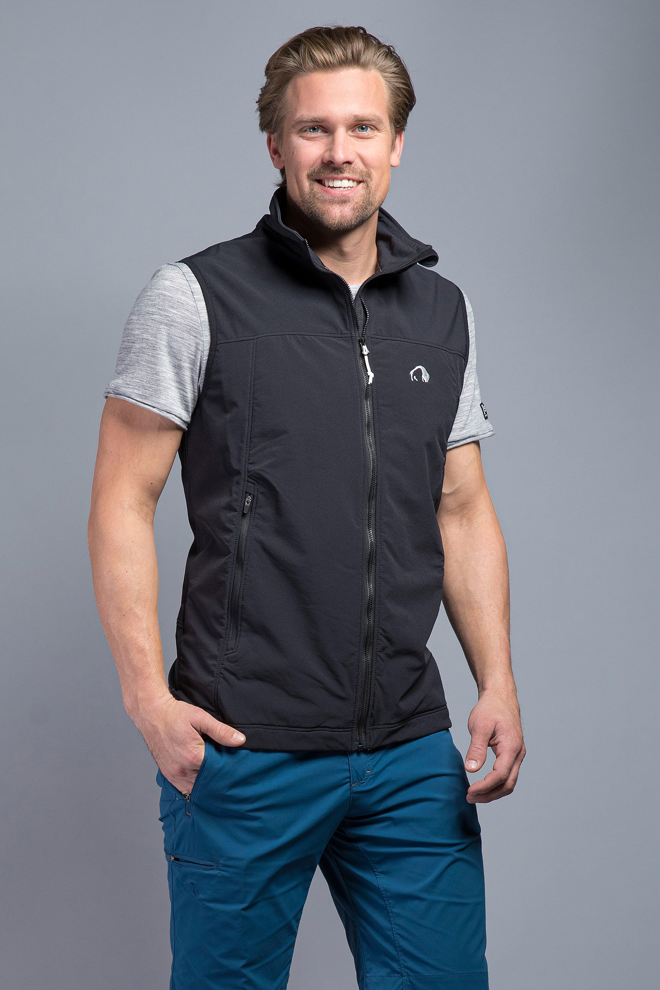 8614040a Tatonka Cesi M's Vest Softshell-Weste für Herren